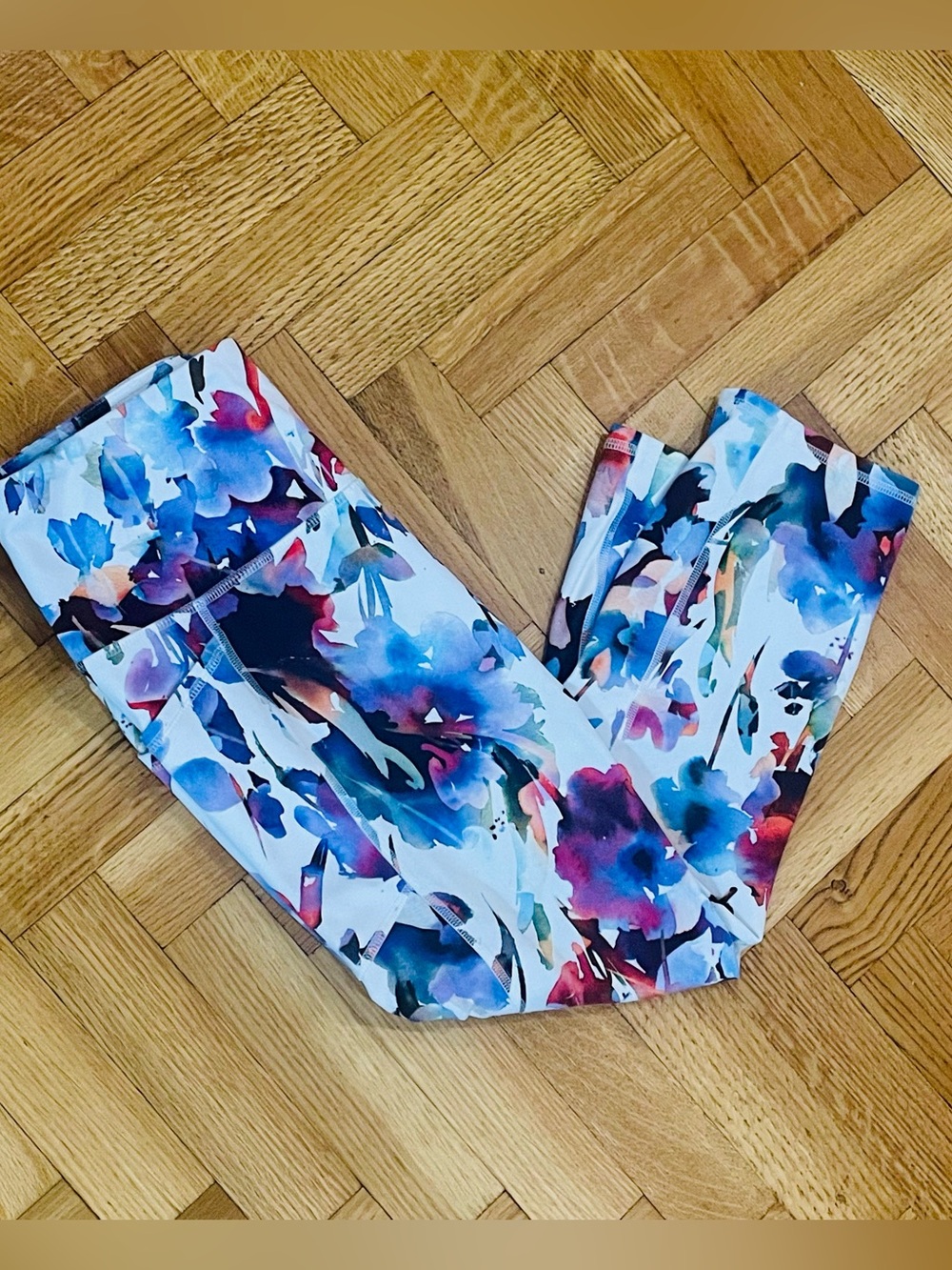 REBOOK~Vibrant Floral Active Leggings